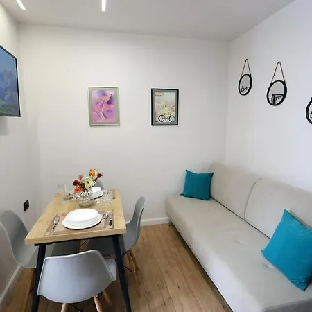 Magda 2 In Centre Berat